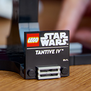 LEGO-Star-Wars-Tantive-IV-Model-Vehicle-Set-for-Adults-75376-lrm75376